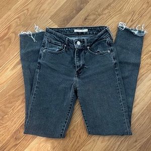 Levi’s black high rise skinny jeans